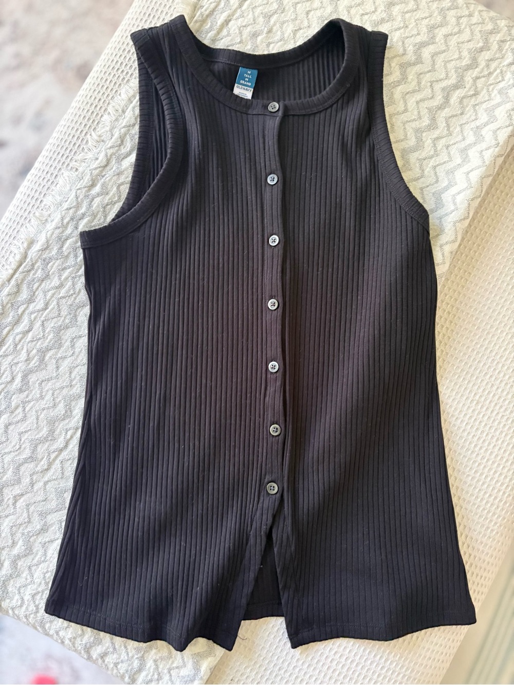 Old Navy Black Ribbed Button-Front Tank